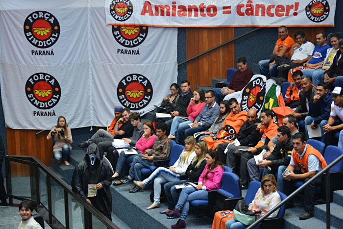 Força PR denuncia projeto de  vereadores de São José  dos Pinhais para melar lei que proíbe amianto